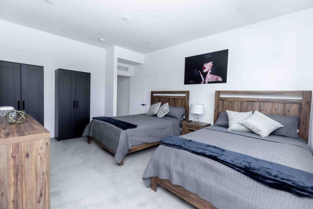 Huge 4 Bedroom Townhouse W/ Private Rooftop & Bbq ไมอามี ภายนอก รูปภาพ